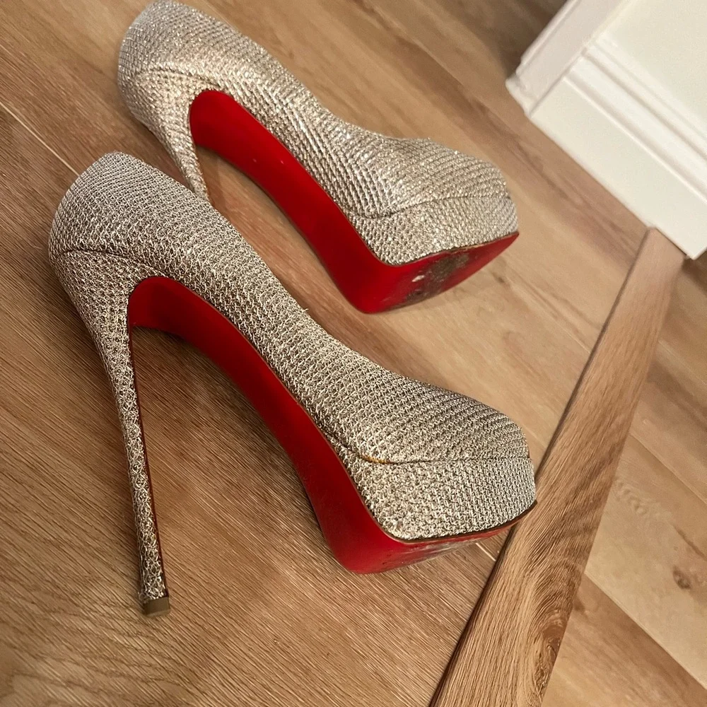 Sparkling Silver Peep-Toe Platform Pumps